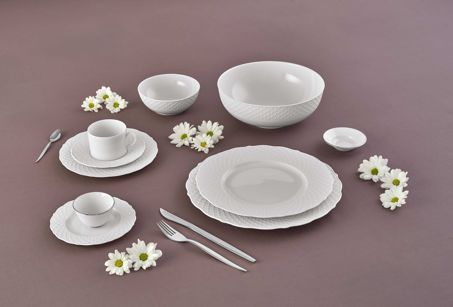 Luxury Porcelain Tabletop Solutions